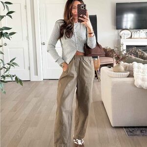 Stylish grey cardigan